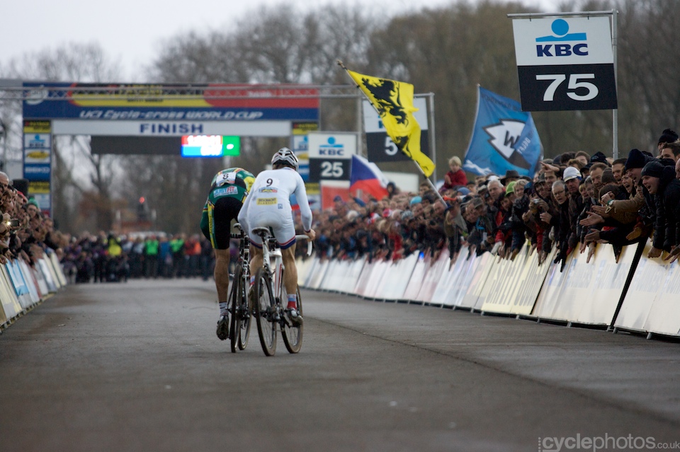 2011-world-cup-koksijde-42-sven-nys-sprint