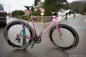 Zdenek Stybar's new Specialized bike has a striking and quite unusual paintjob. Allegedly, Mike Sinyard wanted to have these bikes in this pink as it's the same colour as the very first mountain bikes they produced. It is definitely stands out from the crowd of colour schemes. And no, before you asked it, the bike isn't a repainted Ridley, it's actually been manufactured by Specialized.